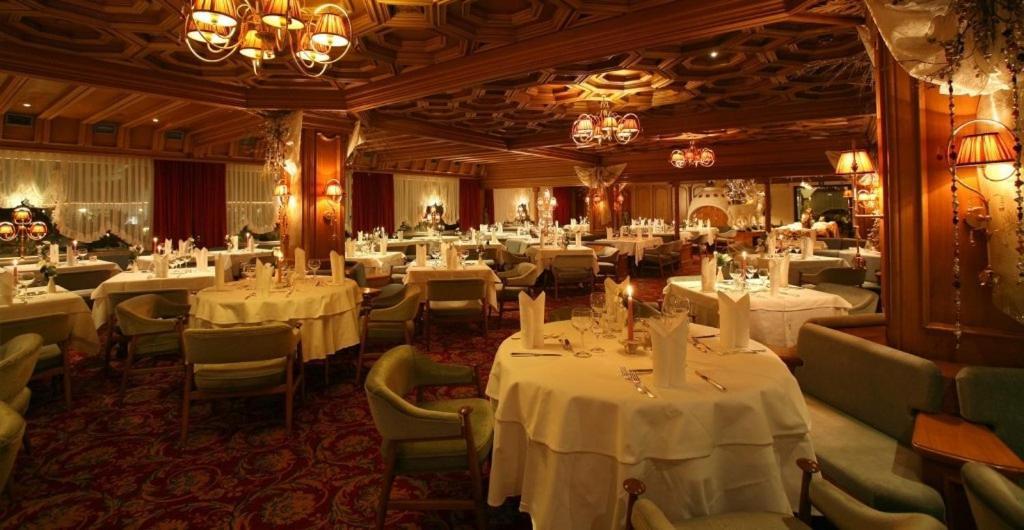 Alpen Hotel Corona Vigo di Fassa Dış mekan fotoğraf