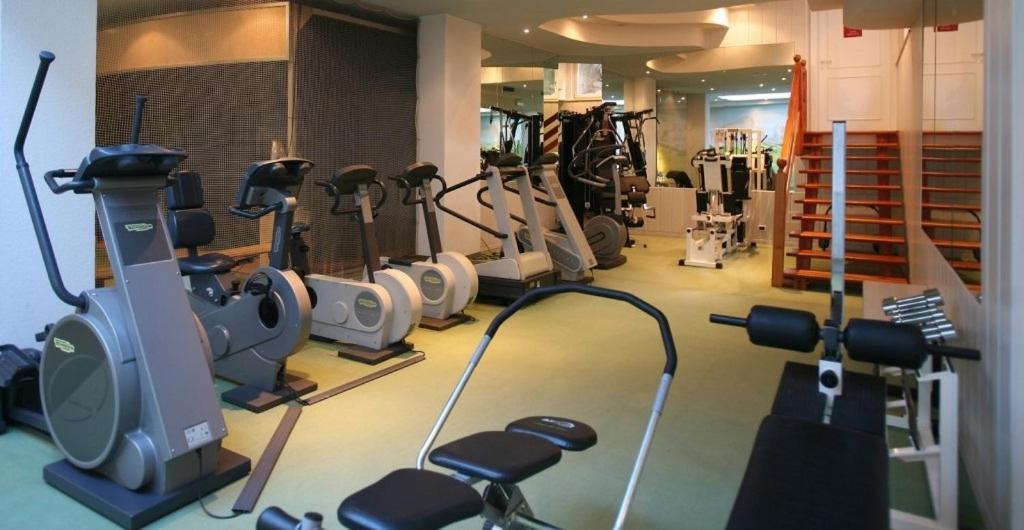 Alpen Hotel Corona Vigo di Fassa Dış mekan fotoğraf