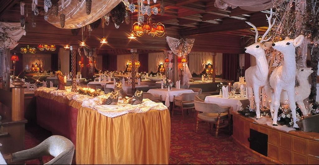 Alpen Hotel Corona Vigo di Fassa Dış mekan fotoğraf
