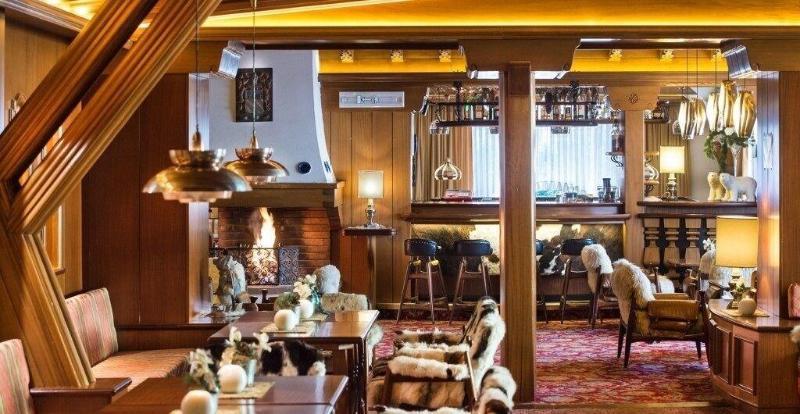 Alpen Hotel Corona Vigo di Fassa Dış mekan fotoğraf