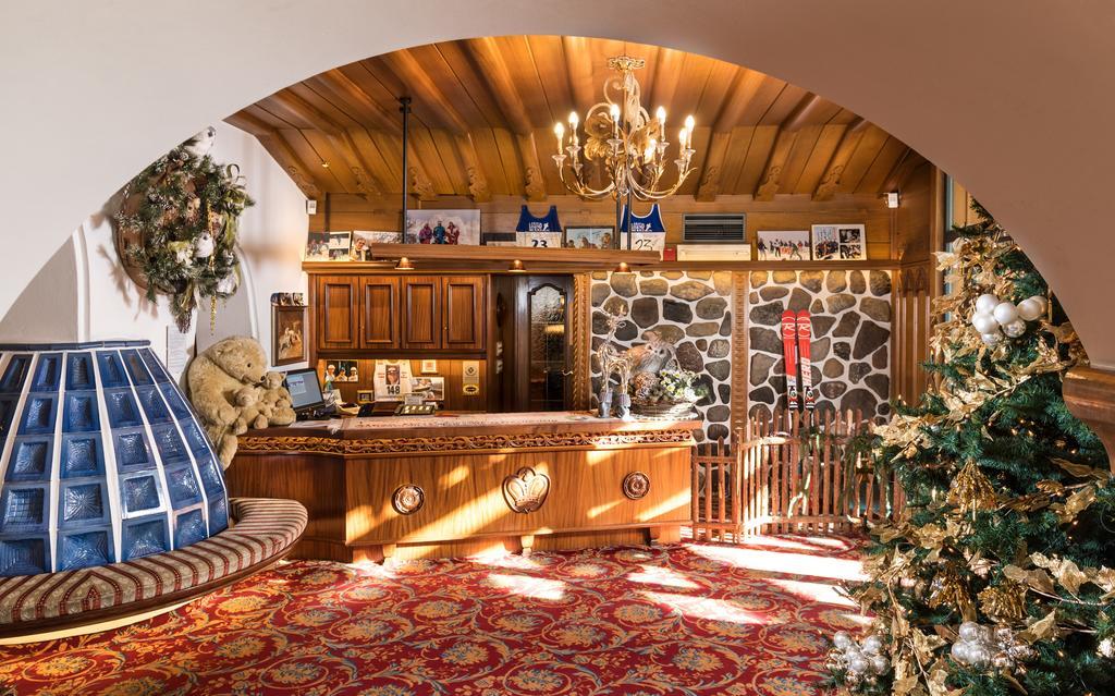 Alpen Hotel Corona Vigo di Fassa Dış mekan fotoğraf